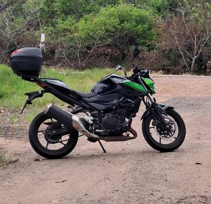 KAWASAKI Z400 KAWASAKI Z400